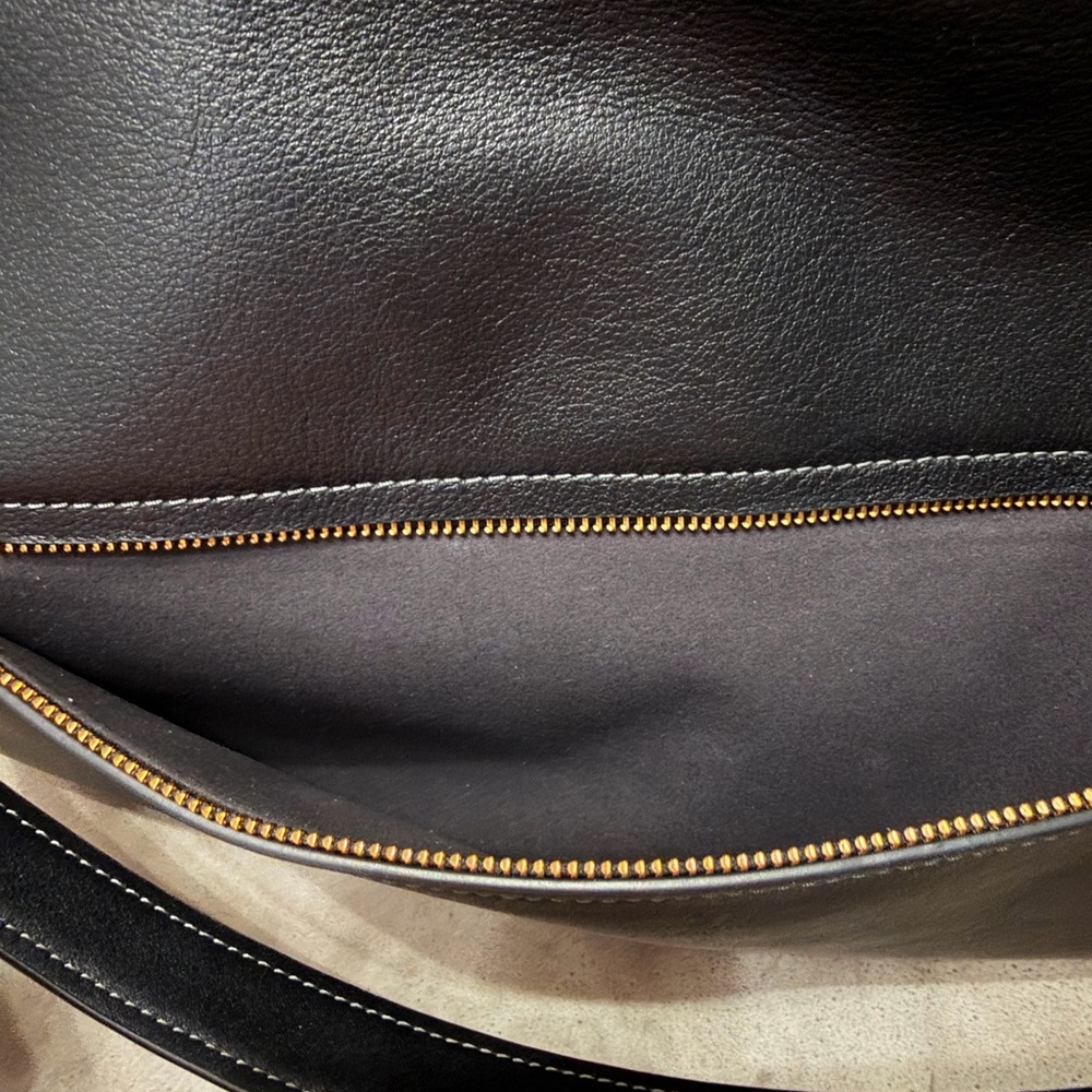 Coach Black Leather Shoulder Bag with Gold Hardware and Chain Accent - Picture 6 of 16
